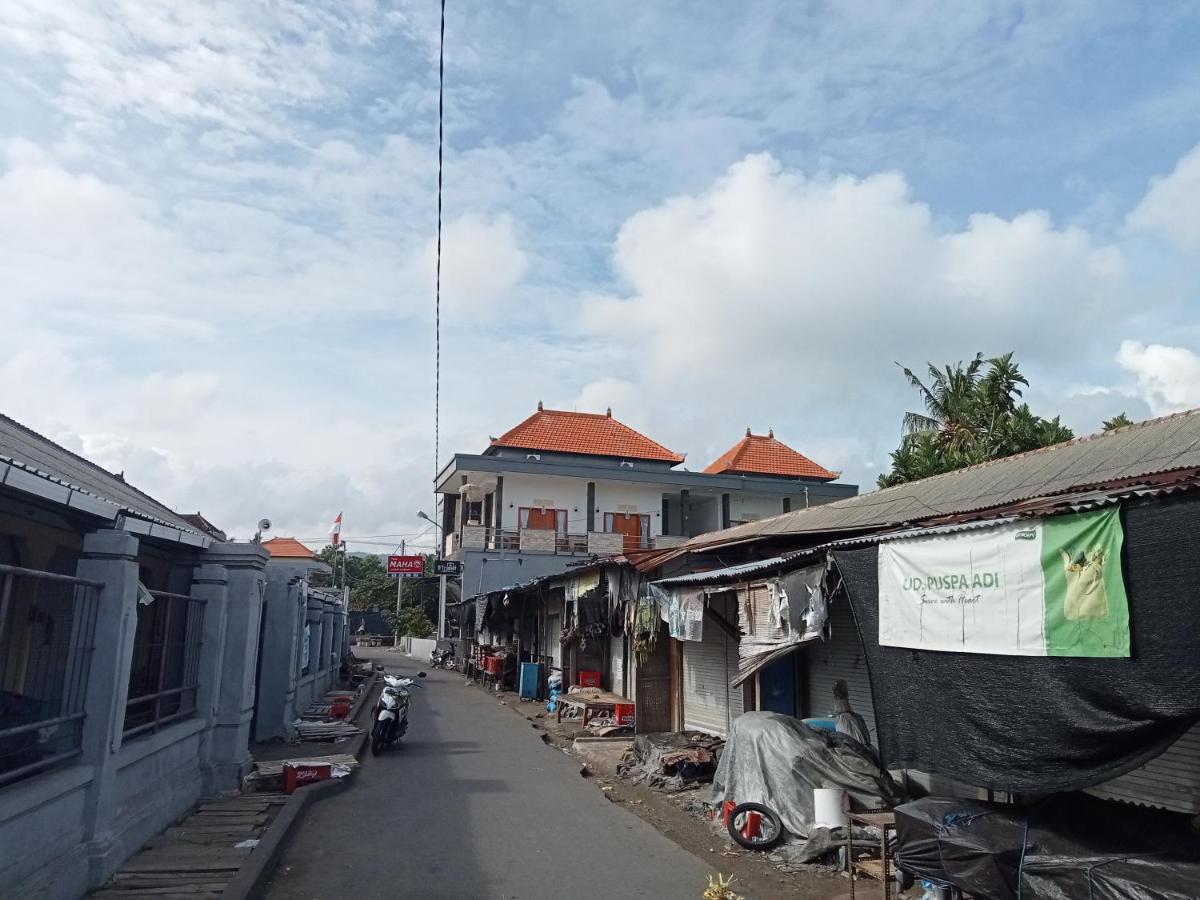 D'Transit Hotel Batununggul Exterior foto